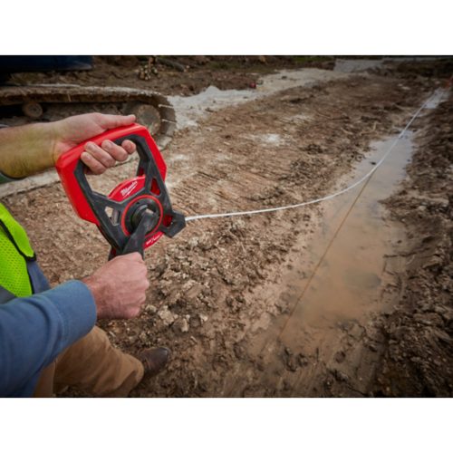 MILWAUKEE Mérőszalag 30 m x 13 mm keretes acél szalaggal
