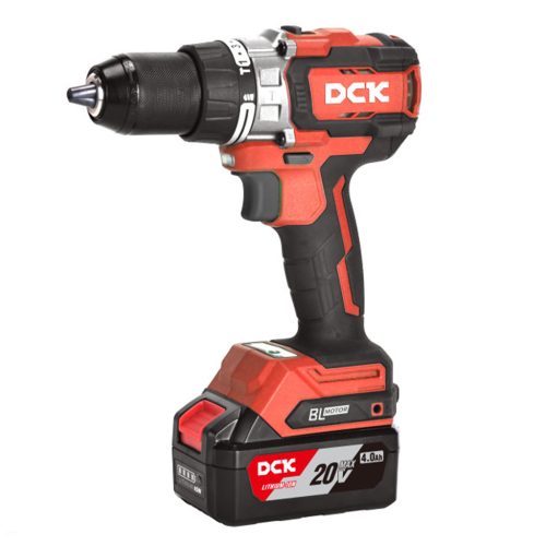 DCK Akkus ütvefúró-csavarozó 160 Nm szénkefe nélküli 20 V (2 x 5,0 Ah akku + töltő)