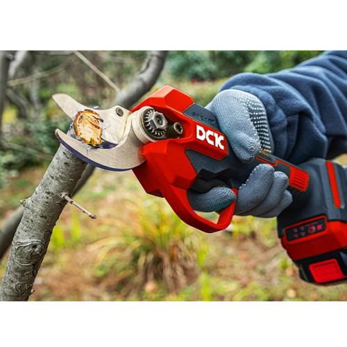  DCK Akkus metszőolló 35 mm szénkefe nélküli 20 V (1 x 2,0 Ah akku + töltő)